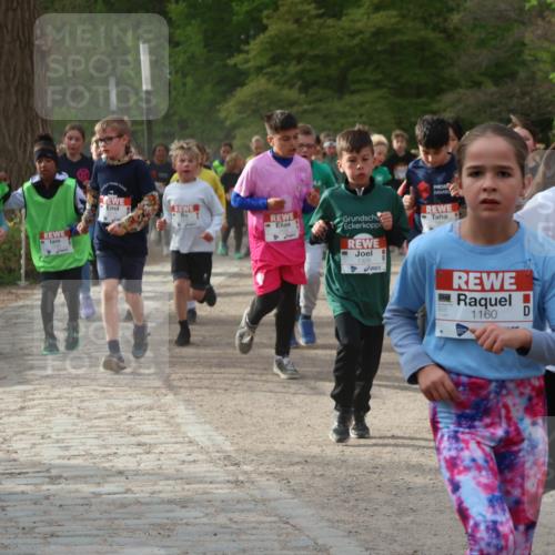 25.04.2026 - Das Zehntel Zöllner http://msf.ph/oto/9591892 25.04.2026 08:41:02 Laufen 1328, 1160, 3547 meine-sportfotos.de