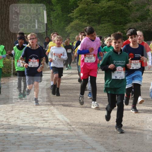 25.04.2026 - Das Zehntel Zöllner http://msf.ph/oto/9591895 25.04.2026 08:41:02 Laufen 1328 meine-sportfotos.de