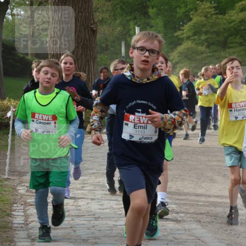 25.04.2026 - Das Zehntel Zöllner http://msf.ph/oto/9591908 25.04.2026 08:41:05 Laufen 1410, 1113, 2761, 3373 meine-sportfotos.de
