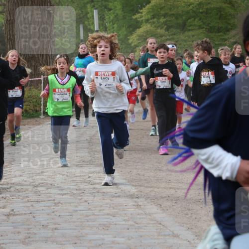 25.04.2026 - Das Zehntel Zöllner http://msf.ph/oto/9591937 25.04.2026 08:41:12 Laufen 2010, 413, 1874 meine-sportfotos.de