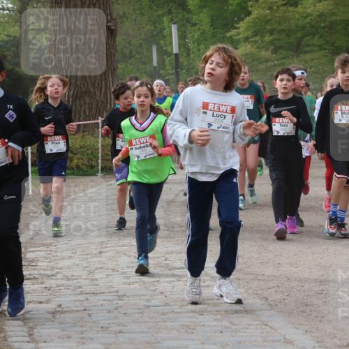 25.04.2026 - Das Zehntel Zöllner http://msf.ph/oto/9591940 25.04.2026 08:41:13 Laufen 2010, 1429, 2009 meine-sportfotos.de