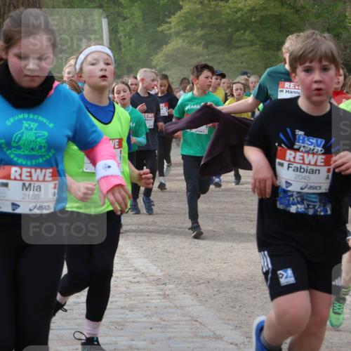 25.04.2026 - Das Zehntel Zöllner http://msf.ph/oto/9591961 25.04.2026 08:41:18 Laufen 2165, 2045, 22 meine-sportfotos.de