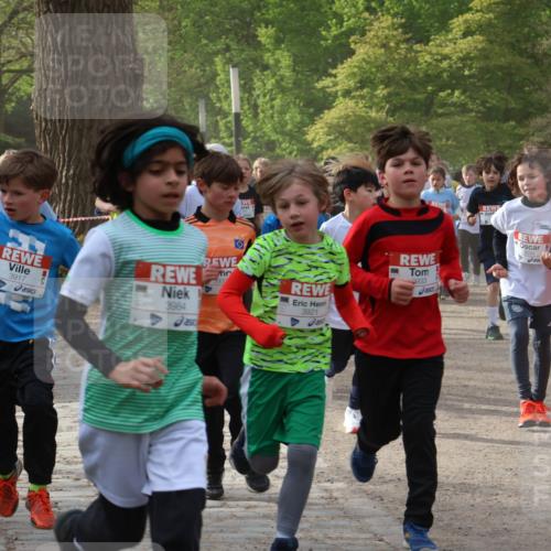 25.04.2026 - Das Zehntel Zöllner http://msf.ph/oto/9591996 25.04.2026 08:41:26 Laufen 3917, 3984, 3932, 5, 9933, 3921 meine-sportfotos.de