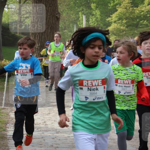25.04.2026 - Das Zehntel Zöllner http://msf.ph/oto/9591997 25.04.2026 08:41:26 Laufen 3917, 3984, 3921, 3933 meine-sportfotos.de