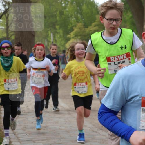 25.04.2026 - Das Zehntel Zöllner http://msf.ph/oto/9592018 25.04.2026 08:41:32 Laufen 2741, 2972 meine-sportfotos.de
