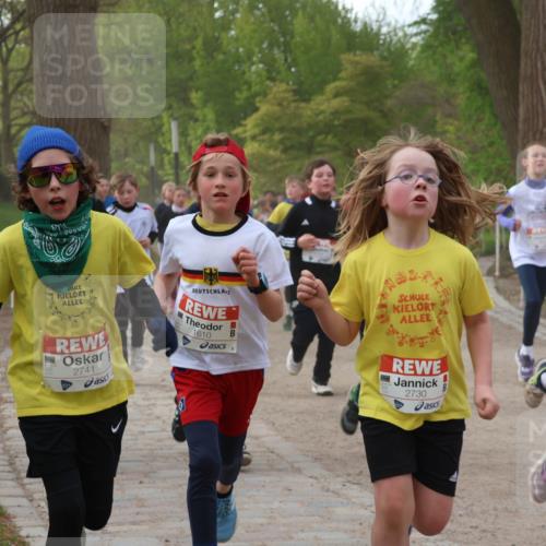 25.04.2026 - Das Zehntel Zöllner http://msf.ph/oto/9592021 25.04.2026 08:41:32 Laufen 2741, 1610, 2730, 1187 meine-sportfotos.de