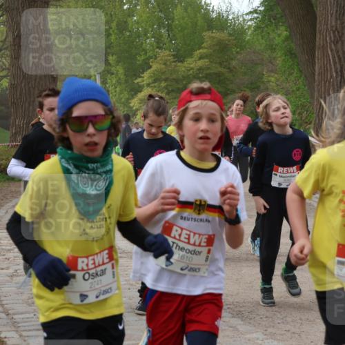25.04.2026 - Das Zehntel Zöllner http://msf.ph/oto/9592023 25.04.2026 08:41:33 Laufen 3082, 1610, 2730, 2741 meine-sportfotos.de