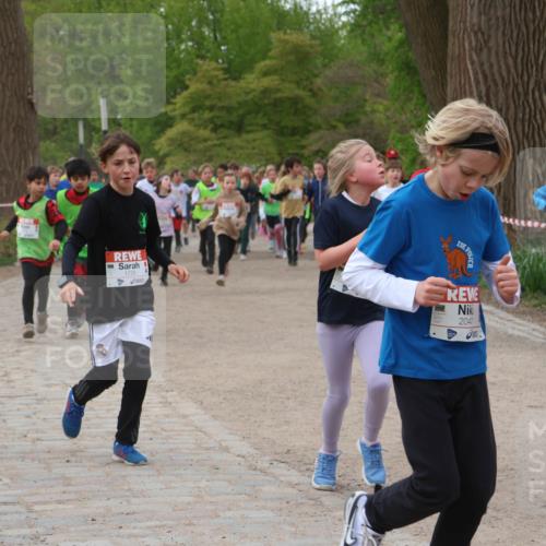 25.04.2026 - Das Zehntel Zöllner http://msf.ph/oto/9592044 25.04.2026 08:41:38 Laufen 1728, 2041 meine-sportfotos.de