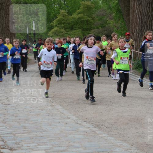 25.04.2026 - Das Zehntel Zöllner http://msf.ph/oto/9592058 25.04.2026 08:41:41 Laufen 3306 meine-sportfotos.de