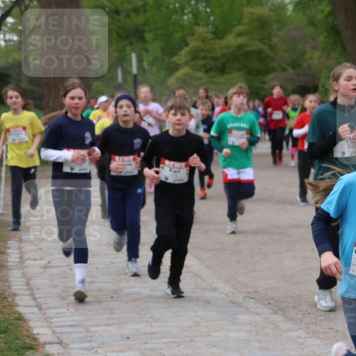 25.04.2026 - Das Zehntel Zöllner http://msf.ph/oto/9592104 25.04.2026 08:41:52 Laufen 3762 meine-sportfotos.de
