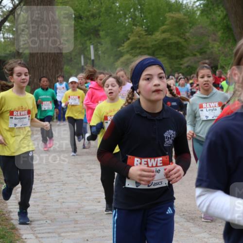 25.04.2026 - Das Zehntel Zöllner http://msf.ph/oto/9592112 25.04.2026 08:41:54 Laufen 2822, 3119, 46, 1306, 28 meine-sportfotos.de