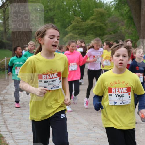 25.04.2026 - Das Zehntel Zöllner http://msf.ph/oto/9592118 25.04.2026 08:41:55 Laufen 2822, 2813 meine-sportfotos.de