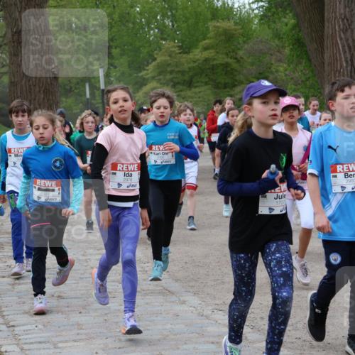 25.04.2026 - Das Zehntel Zöllner http://msf.ph/oto/9592152 25.04.2026 08:42:02 Laufen 4, 2977, 2978, 2992, 1707 meine-sportfotos.de