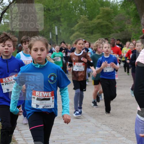25.04.2026 - Das Zehntel Zöllner http://msf.ph/oto/9592159 25.04.2026 08:42:03 Laufen 1254, 2977, 2978 meine-sportfotos.de