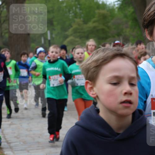 25.04.2026 - Das Zehntel Zöllner http://msf.ph/oto/9592178 25.04.2026 08:42:07 Laufen 2006, 1447, 1447 meine-sportfotos.de