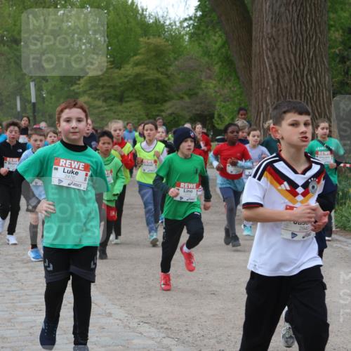 25.04.2026 - Das Zehntel Zöllner http://msf.ph/oto/9592194 25.04.2026 08:42:11 Laufen 2476, 2940 meine-sportfotos.de