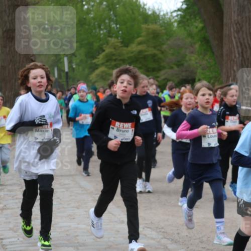 25.04.2026 - Das Zehntel Zöllner http://msf.ph/oto/9592203 25.04.2026 08:42:13 Laufen 3579, 3494 meine-sportfotos.de