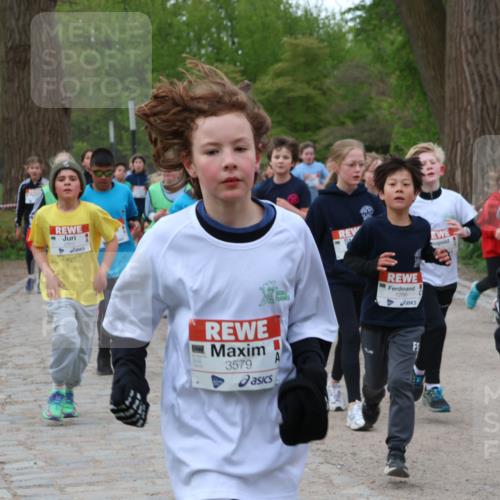 25.04.2026 - Das Zehntel Zöllner http://msf.ph/oto/9592207 25.04.2026 08:42:14 Laufen 3579, 1266, 349 meine-sportfotos.de