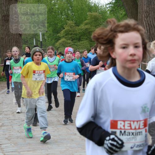 25.04.2026 - Das Zehntel Zöllner http://msf.ph/oto/9592208 25.04.2026 08:42:15 Laufen 3579 meine-sportfotos.de