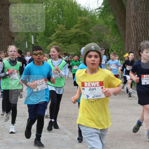 25.04.2026 - Das Zehntel Zöllner http://msf.ph/oto/9592213 25.04.2026 08:42:16 Laufen 1774, 3342, 2801, 5 meine-sportfotos.de