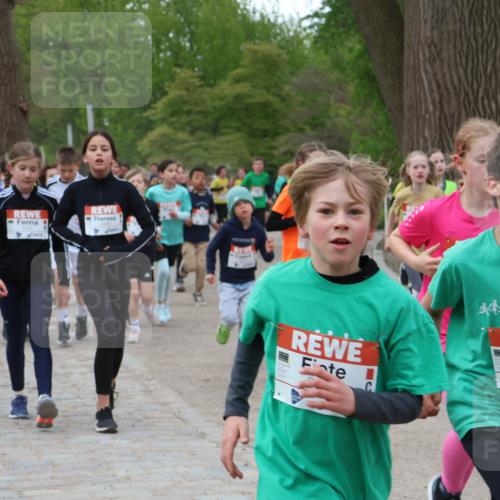 25.04.2026 - Das Zehntel Zöllner http://msf.ph/oto/9592234 25.04.2026 08:42:20 Laufen 44444444, 2404 meine-sportfotos.de