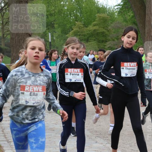 25.04.2026 - Das Zehntel Zöllner http://msf.ph/oto/9592241 25.04.2026 08:42:22 Laufen 1812, 1003, 2331, 2345, 2017, 2211 meine-sportfotos.de