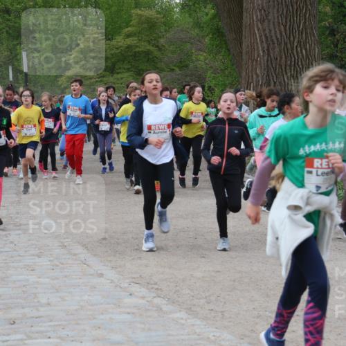25.04.2026 - Das Zehntel Zöllner http://msf.ph/oto/9592265 25.04.2026 08:42:28 Laufen 44444444 meine-sportfotos.de