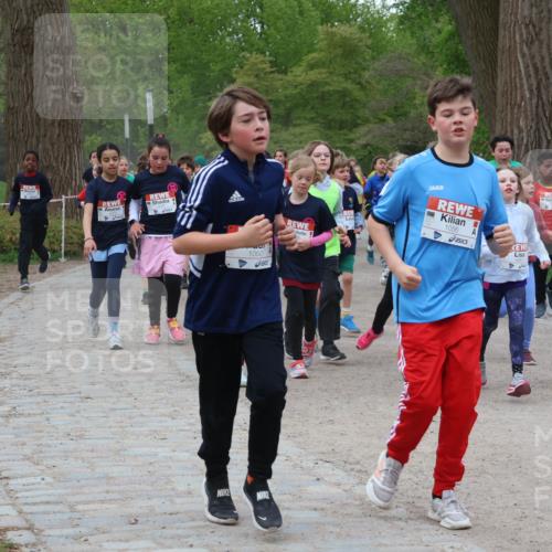 25.04.2026 - Das Zehntel Zöllner http://msf.ph/oto/9592282 25.04.2026 08:42:32 Laufen 1050, 1056 meine-sportfotos.de