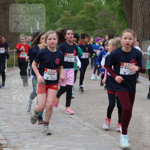 25.04.2026 - Das Zehntel Zöllner http://msf.ph/oto/9592291 25.04.2026 08:42:35 Laufen 5, 3080, 3085, 306, 1152 meine-sportfotos.de