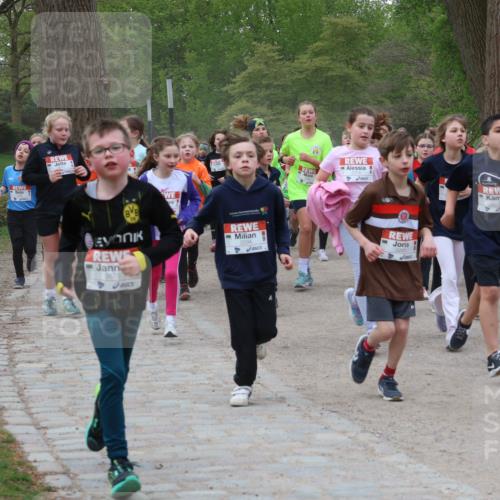 25.04.2026 - Das Zehntel Zöllner http://msf.ph/oto/9592318 25.04.2026 08:42:40 Laufen 3875, 600, 3530 meine-sportfotos.de