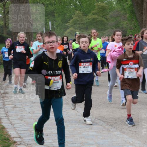 25.04.2026 - Das Zehntel Zöllner http://msf.ph/oto/9592319 25.04.2026 08:42:41 Laufen 3875, 2294, 2292 meine-sportfotos.de