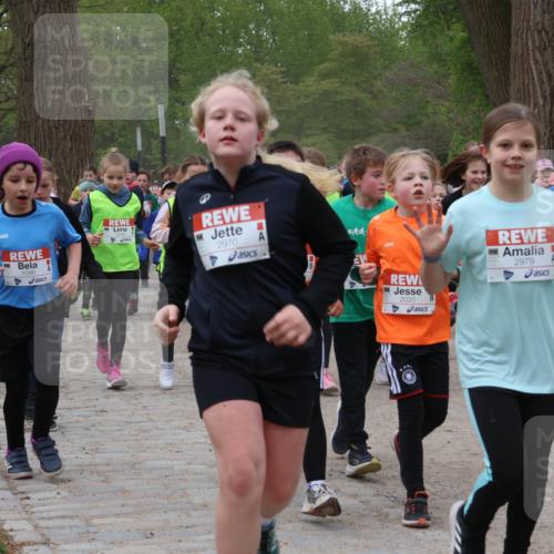 25.04.2026 - Das Zehntel Zöllner http://msf.ph/oto/9592332 25.04.2026 08:42:44 Laufen 1046, 2970, 2020, 2979 meine-sportfotos.de
