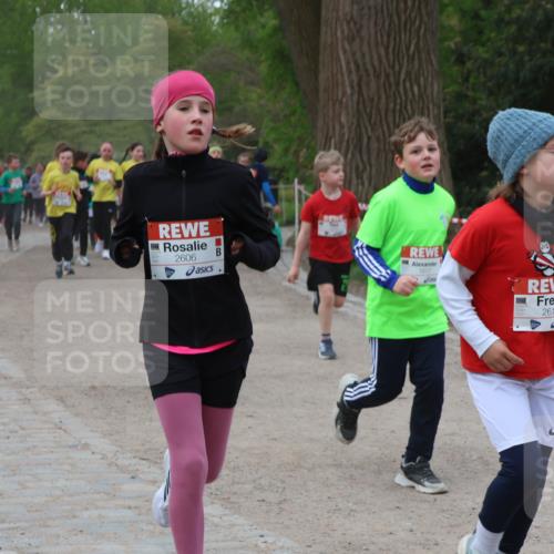 25.04.2026 - Das Zehntel Zöllner http://msf.ph/oto/9592366 25.04.2026 08:42:52 Laufen 2606, 1517, 2615, 5 meine-sportfotos.de