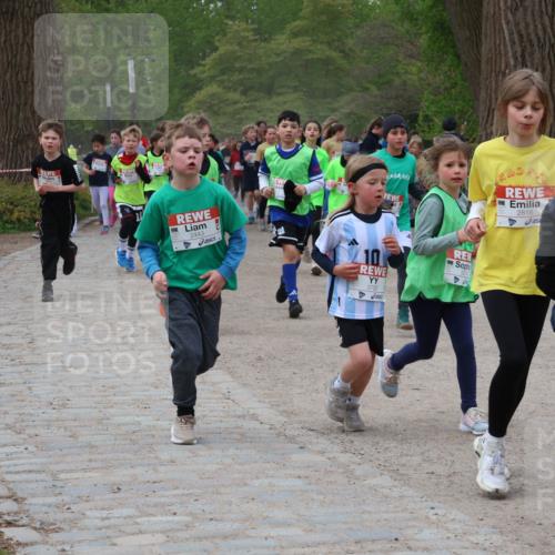 25.04.2026 - Das Zehntel Zöllner http://msf.ph/oto/9592403 25.04.2026 08:43:00 Laufen 2443, 10, 2816, 1826 meine-sportfotos.de