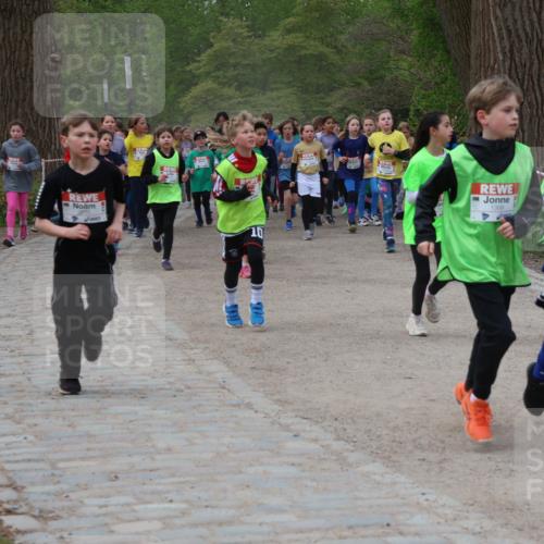25.04.2026 - Das Zehntel Zöllner http://msf.ph/oto/9592413 25.04.2026 08:43:02 Laufen 10, 1399 meine-sportfotos.de