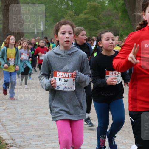 25.04.2026 - Das Zehntel Zöllner http://msf.ph/oto/9592451 25.04.2026 08:43:09 Laufen 3622, 3619, 200, 3418 meine-sportfotos.de