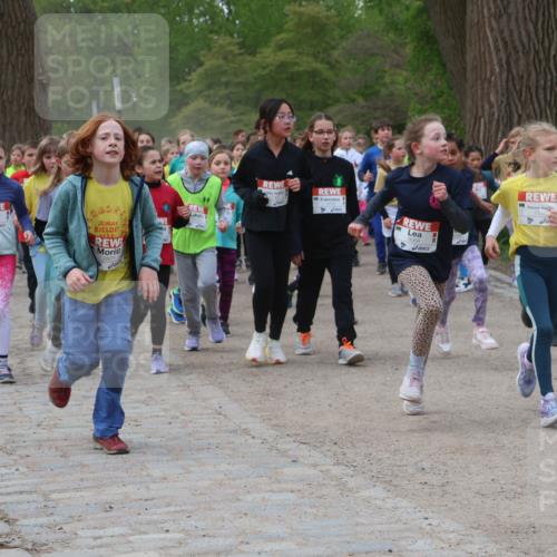 25.04.2026 - Das Zehntel Zöllner http://msf.ph/oto/9592458 25.04.2026 08:43:11 Laufen 2821, 3064, 1550 meine-sportfotos.de