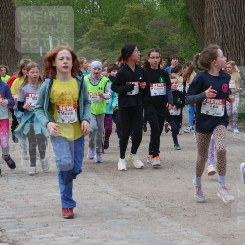 25.04.2026 - Das Zehntel Zöllner http://msf.ph/oto/9592459 25.04.2026 08:43:11 Laufen 2821, 3064, 1550 meine-sportfotos.de
