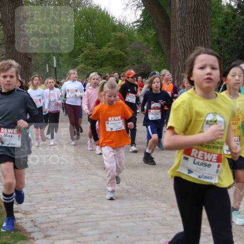 25.04.2026 - Das Zehntel Zöllner http://msf.ph/oto/9592547 25.04.2026 08:43:30 Laufen 3936, 1561 meine-sportfotos.de