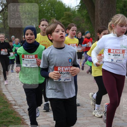 25.04.2026 - Das Zehntel Zöllner http://msf.ph/oto/9592572 25.04.2026 08:43:35 Laufen 3276, 2947, 3541 meine-sportfotos.de