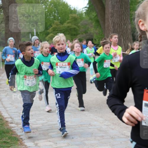 25.04.2026 - Das Zehntel Zöllner http://msf.ph/oto/9592585 25.04.2026 08:43:38 Laufen 3281, 12, 3297, 1725 meine-sportfotos.de