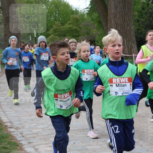 25.04.2026 - Das Zehntel Zöllner http://msf.ph/oto/9592588 25.04.2026 08:43:38 Laufen 3281, 2423, 12, 3297, 1657 meine-sportfotos.de
