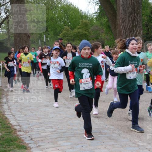 25.04.2026 - Das Zehntel Zöllner http://msf.ph/oto/9592665 25.04.2026 08:43:54 Laufen 1338 meine-sportfotos.de