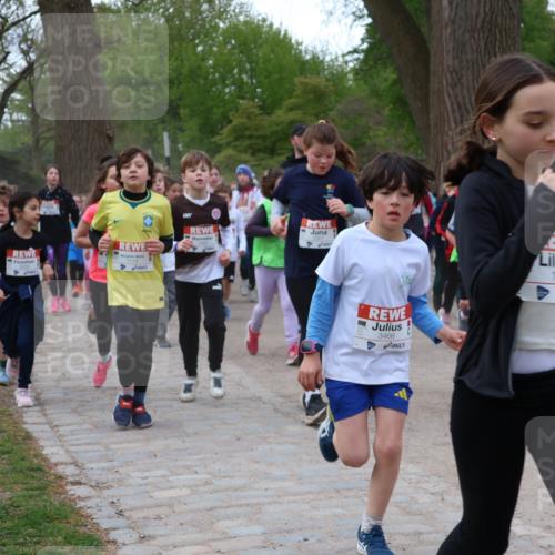 25.04.2026 - Das Zehntel Zöllner http://msf.ph/oto/9592676 25.04.2026 08:43:56 Laufen 1119, 3466, 1468 meine-sportfotos.de