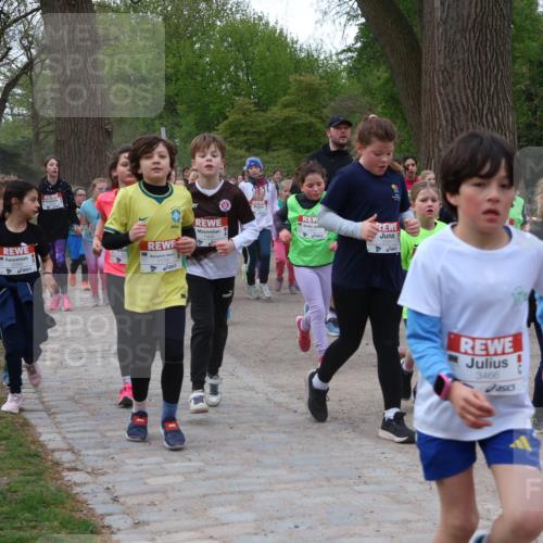 25.04.2026 - Das Zehntel Zöllner http://msf.ph/oto/9592677 25.04.2026 08:43:56 Laufen 2283, 1119, 3466, 1019 meine-sportfotos.de