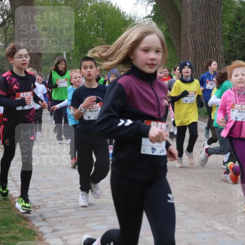 25.04.2026 - Das Zehntel Zöllner http://msf.ph/oto/9592723 25.04.2026 08:44:04 Laufen 1098, 3357 meine-sportfotos.de