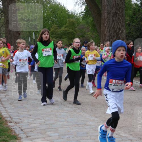 25.04.2026 - Das Zehntel Zöllner http://msf.ph/oto/9592733 25.04.2026 08:44:06 Laufen 3757 meine-sportfotos.de