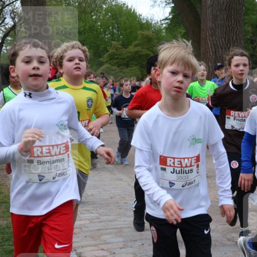 25.04.2026 - Das Zehntel Zöllner http://msf.ph/oto/9592748 25.04.2026 08:44:08 Laufen 26, 1630, 3479, 3467, 3503 meine-sportfotos.de