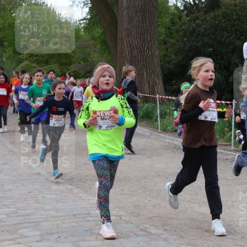 25.04.2026 - Das Zehntel Zöllner http://msf.ph/oto/9592769 25.04.2026 08:44:13 Laufen 3694, 3702 meine-sportfotos.de