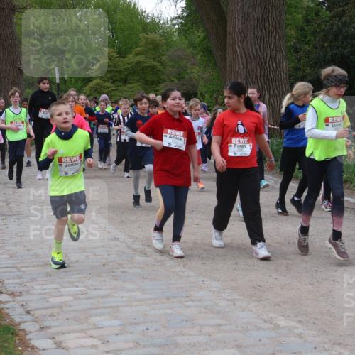 25.04.2026 - Das Zehntel Zöllner http://msf.ph/oto/9592794 25.04.2026 08:44:18 Laufen  meine-sportfotos.de